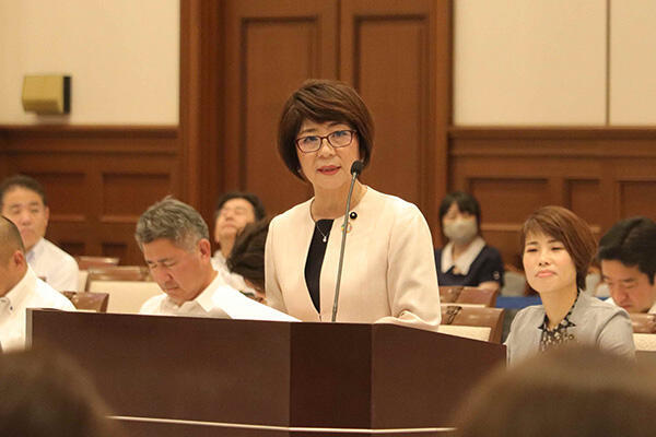 第３６４回定例県議会で里見県議が一般質問に登壇　災害ケースマネジメントの普及などについて県の取り組みをただす