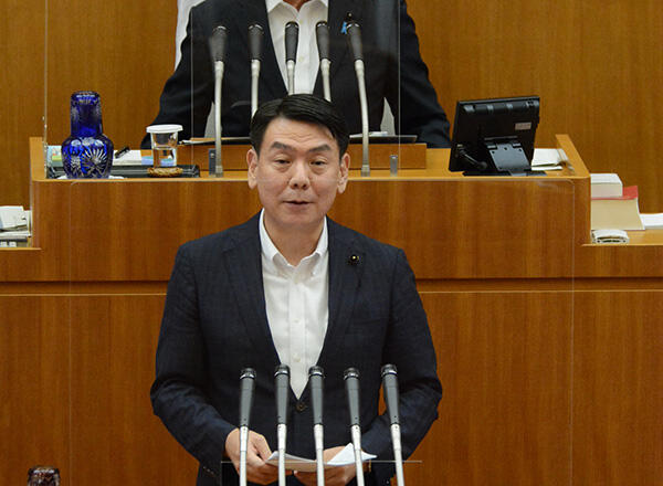 越田県議が第３５５回定例県議会で一般質問に登壇　活力ある発展に向けた神戸市との連携などについて考えをただす