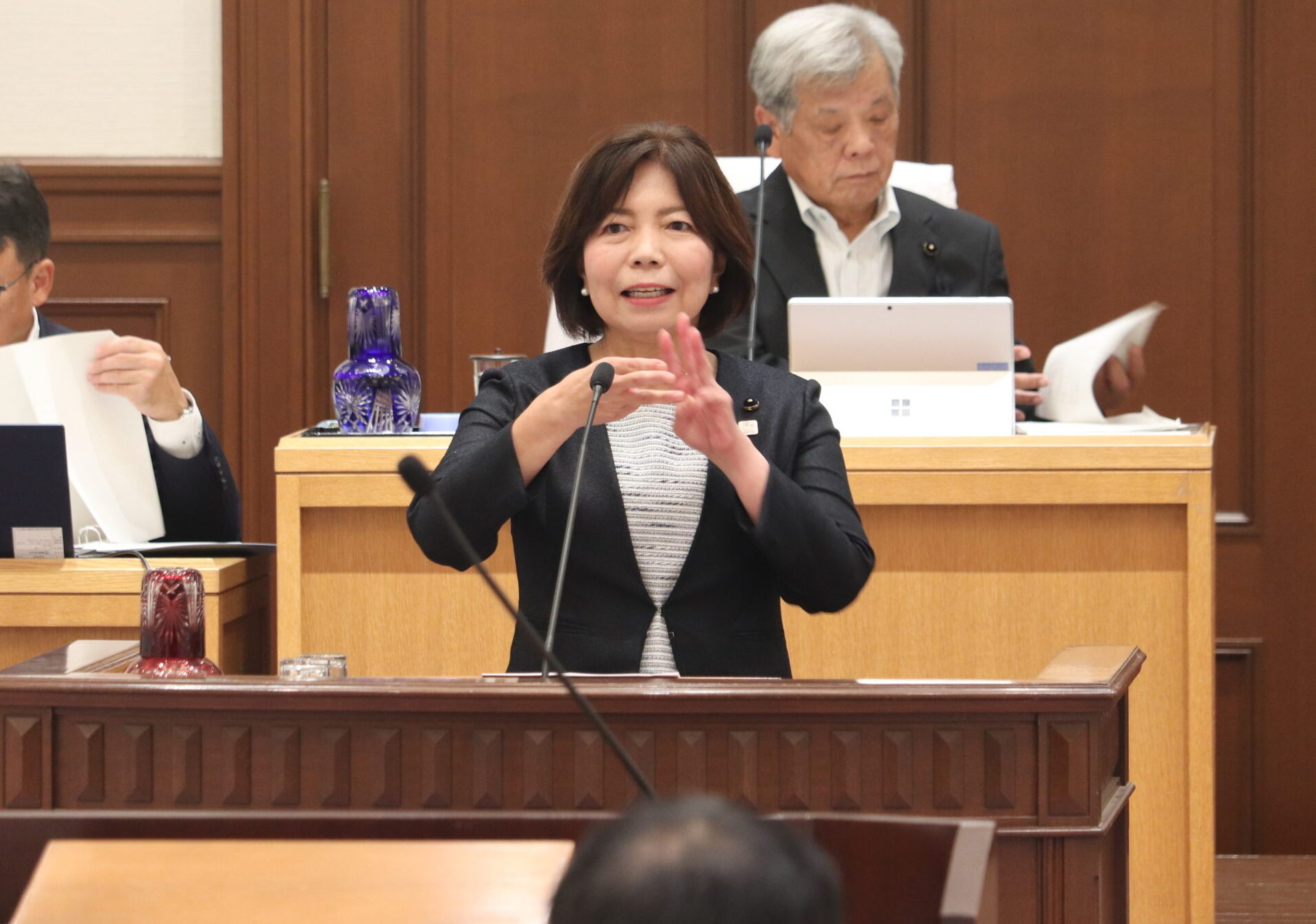共生・安心・活力ある社会をめざす県政を!372回定例議会に麻田議員が登壇