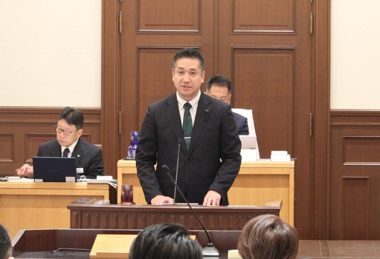 第373回定例県議会において、小泉弘喜県議が代表質問